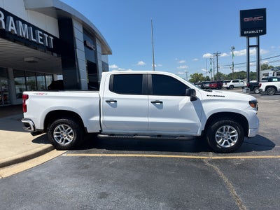 2025 Chevrolet Silverado Custom