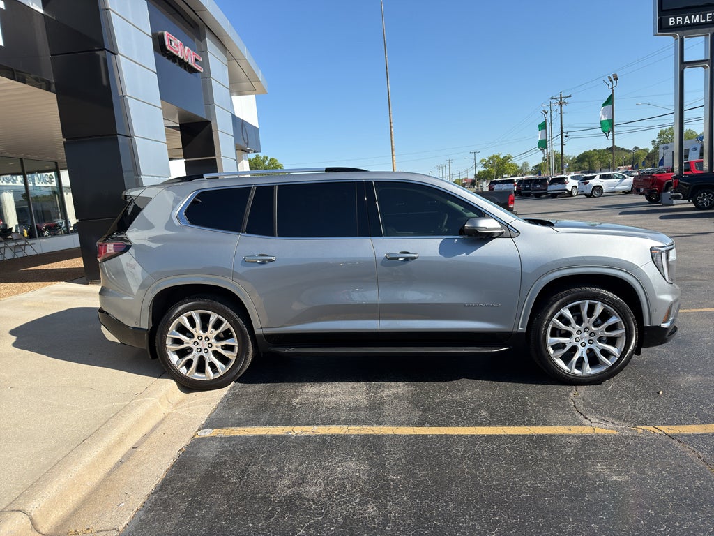 2025 GMC Acadia AWD Denali