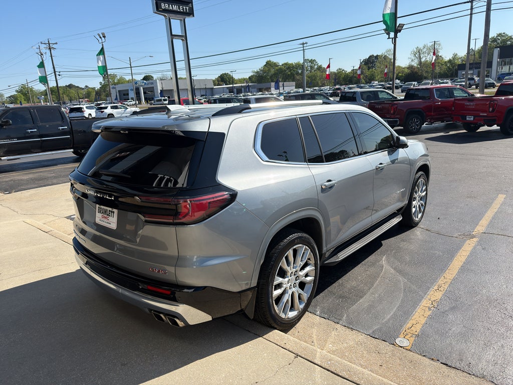 2025 GMC Acadia AWD Denali