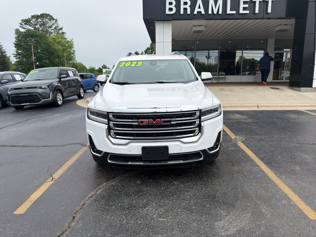 2023 GMC Acadia SLT