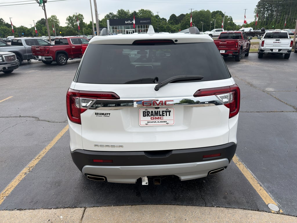 2023 GMC Acadia SLT