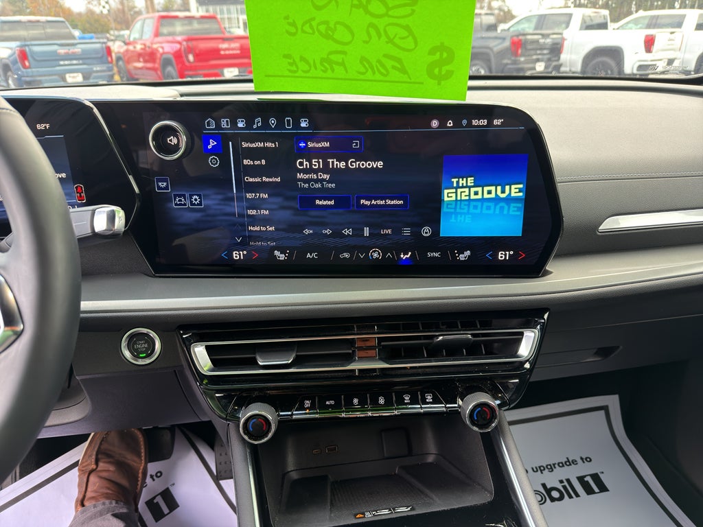 2024 Chevrolet Traverse FWD LT