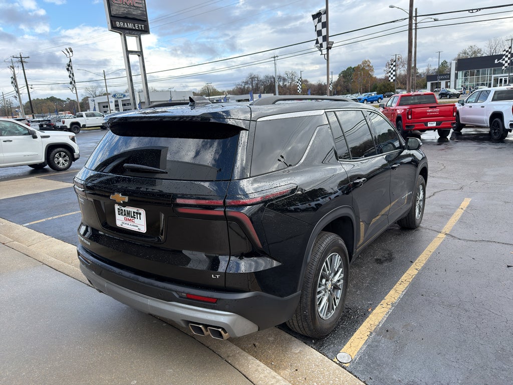 2024 Chevrolet Traverse FWD LT