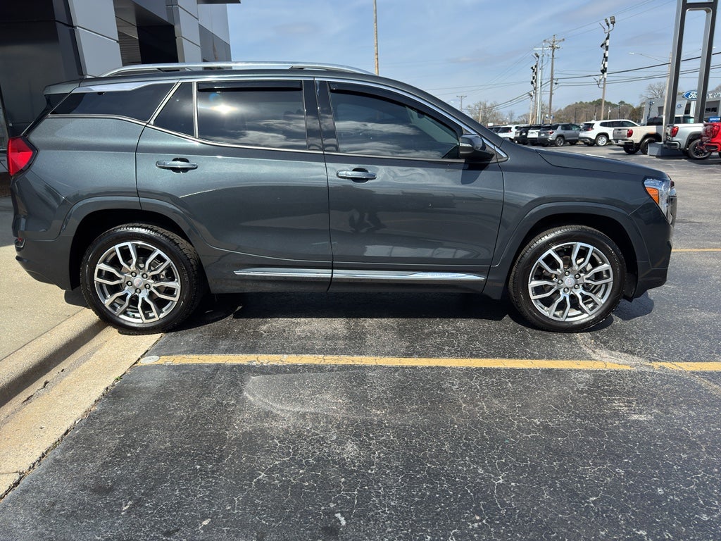 2022 GMC Terrain Denali