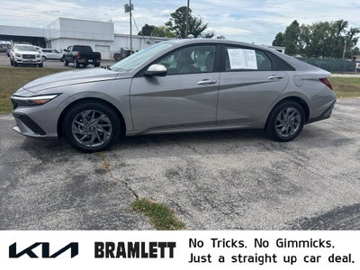 2024 Hyundai Elantra SEL