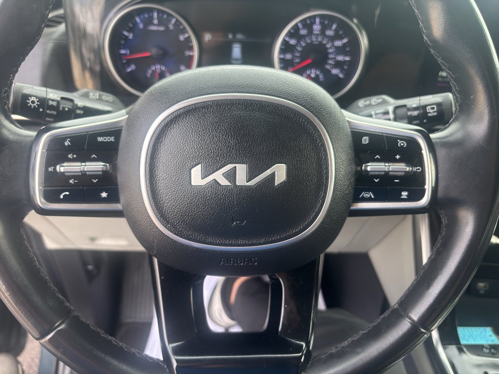 2022 Kia Carnival SX