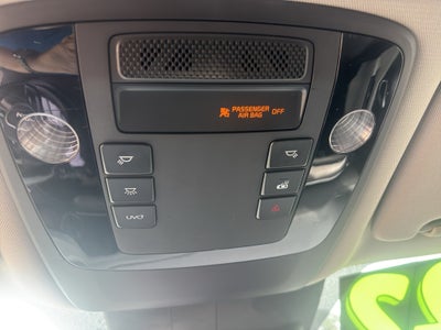 2022 Kia Carnival SX