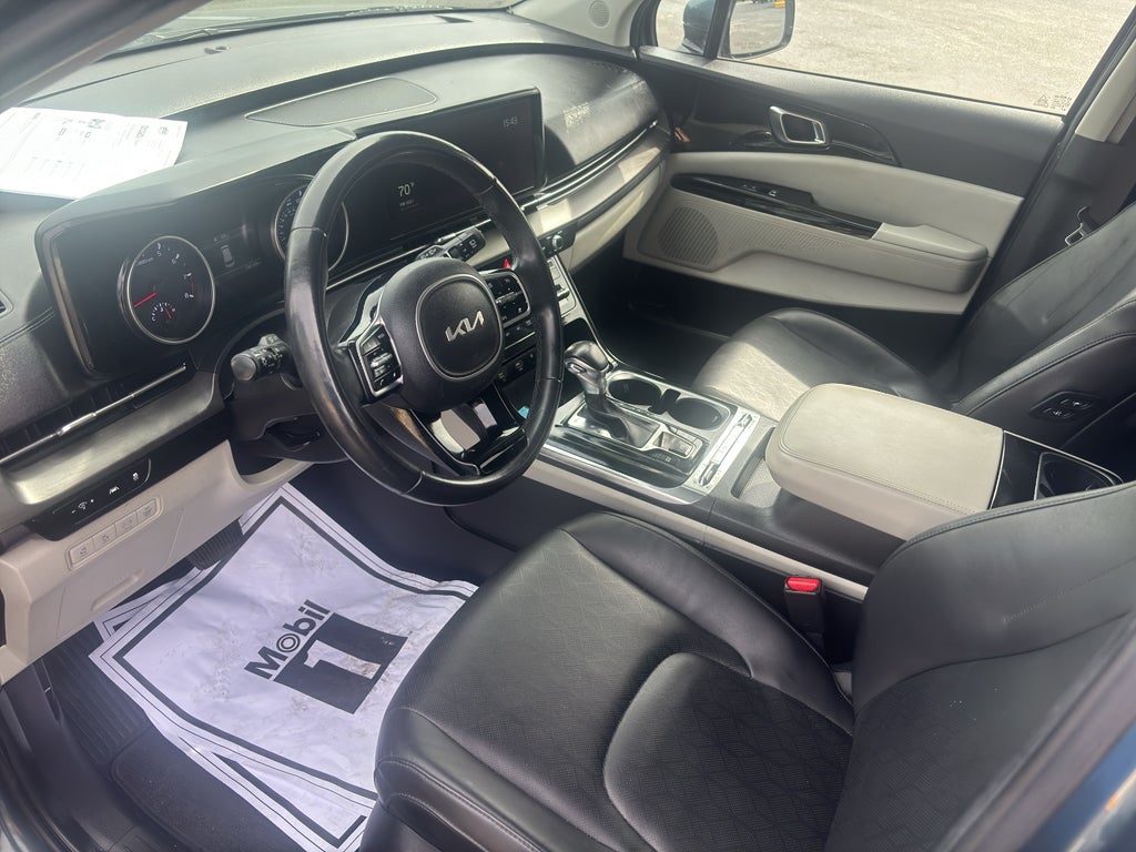 2022 Kia Carnival SX