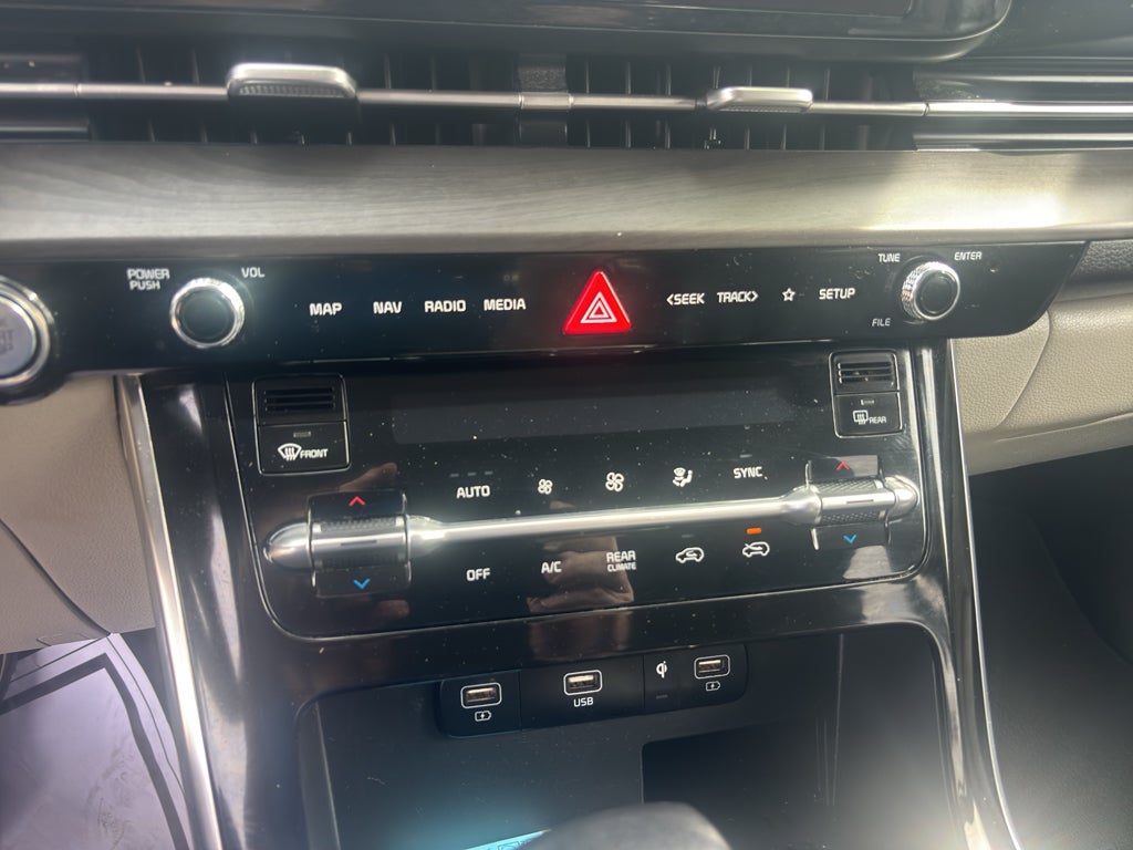 2022 Kia Carnival SX
